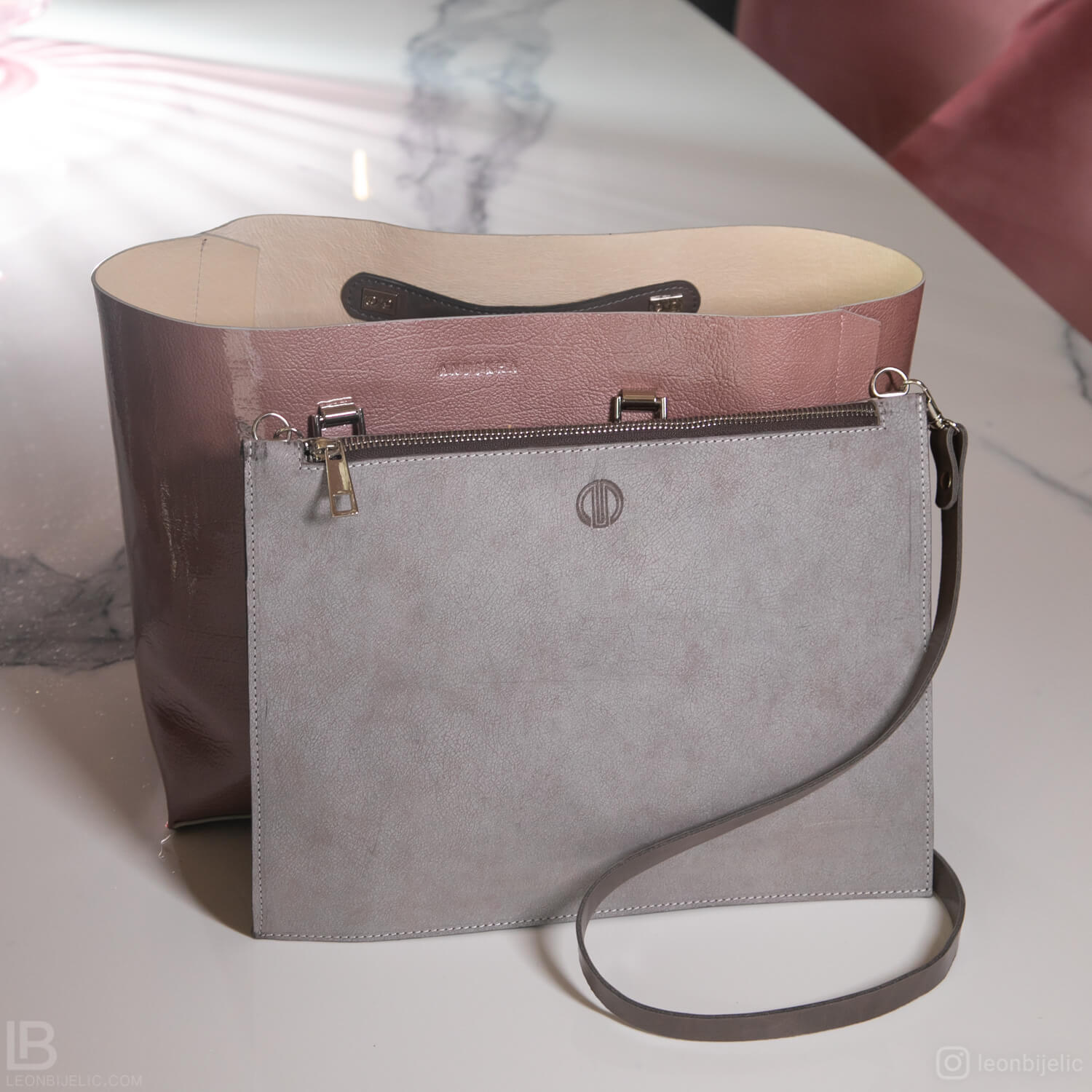 Anuskha bag torbe nova kolekcija new collection ženske moderne luksuzne stil poznate ličnosti popularne