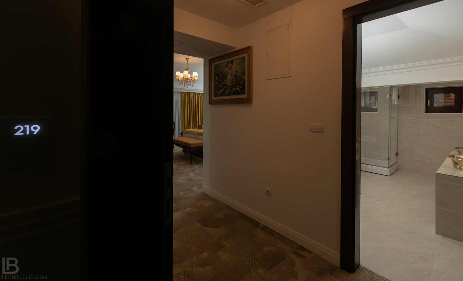 Romantic dinner hotel integra Banja Luka - Room big veliki apartman
